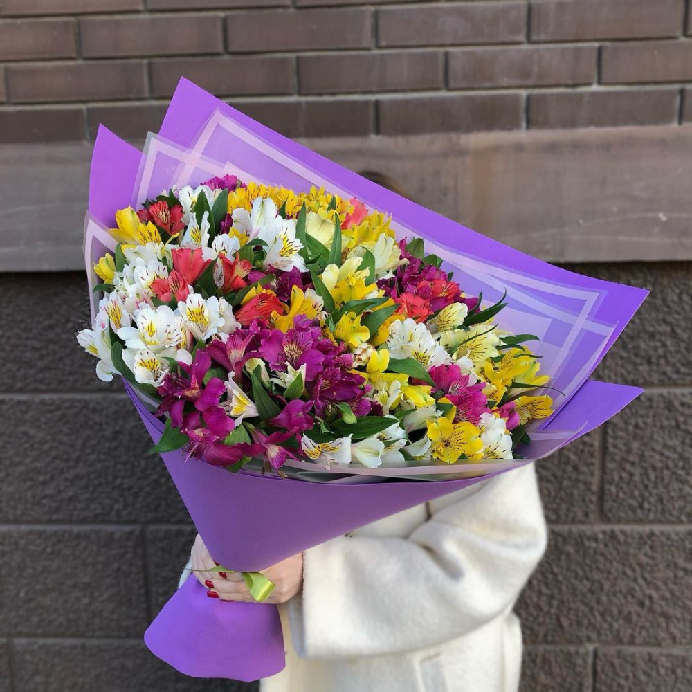 Букет цветов «21 альстромерия»