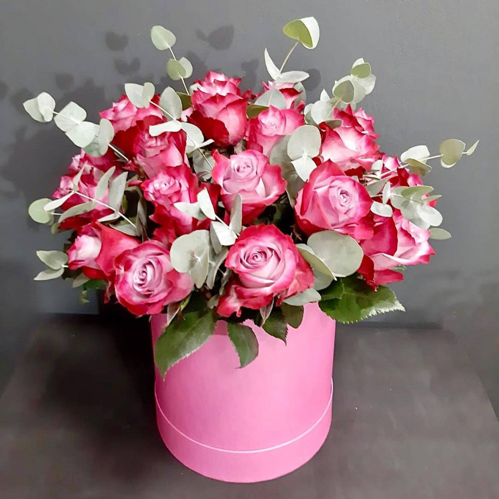 Букет цветов «21 розовая роза в коробке»