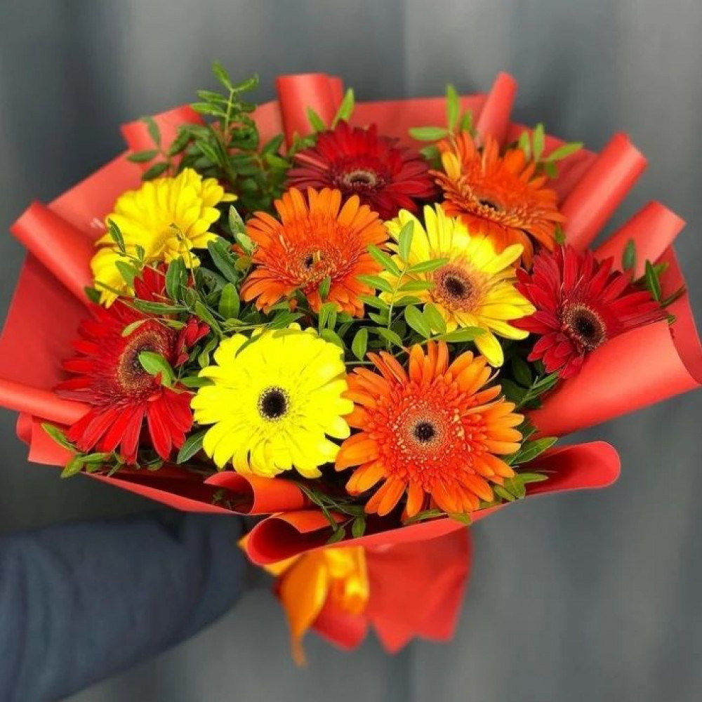Букет цветов «Букет из 9 разноцветных гербер»