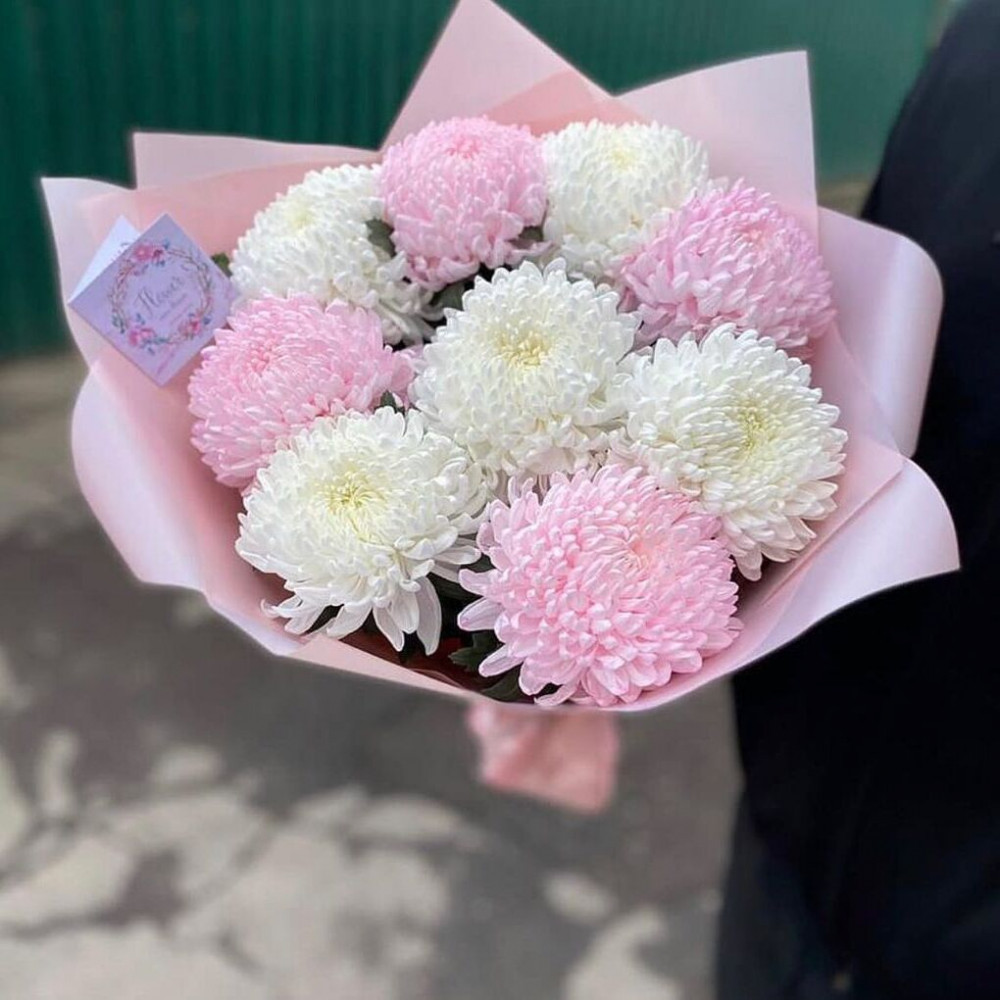 Букет цветов «Букет из 9 розовых георгин в розовой пленке»