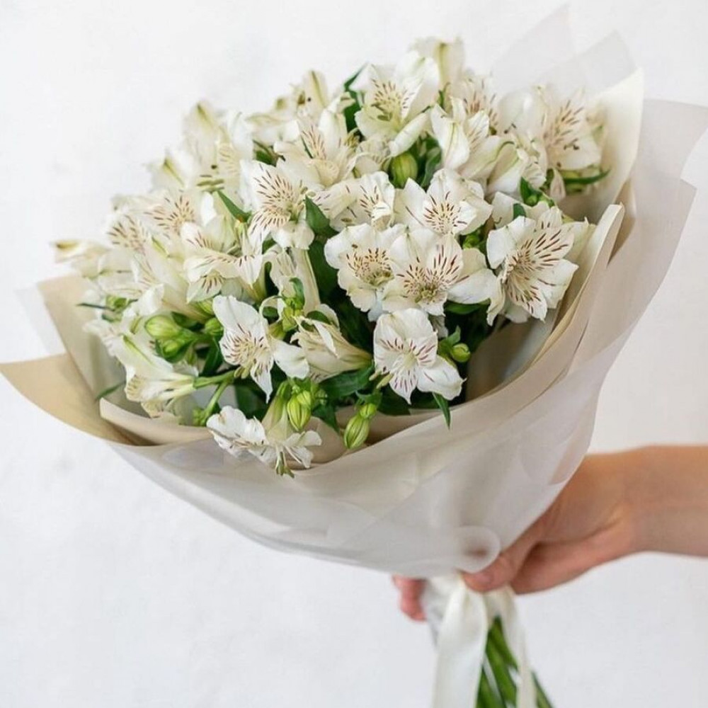 Букет цветов «Букет из 9 белых альстромерий»