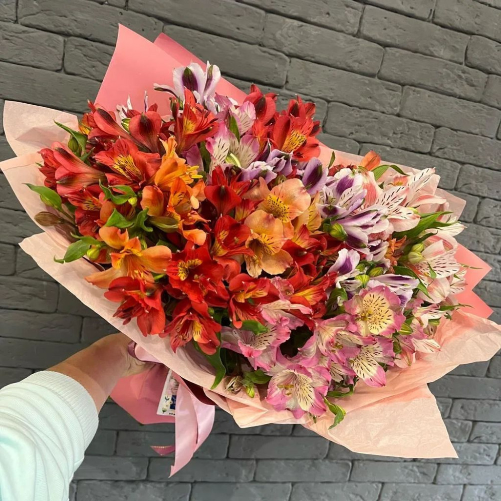 Букет цветов «25 разноцветных альстромерий» - фото 3